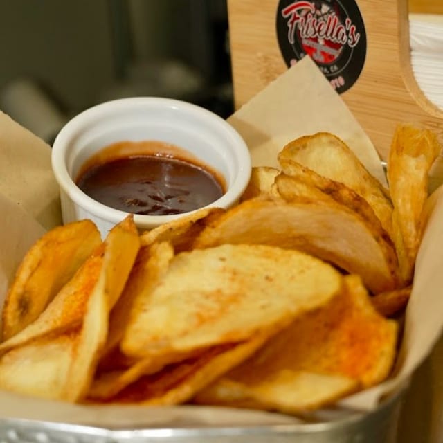 Potato Chips Basket.